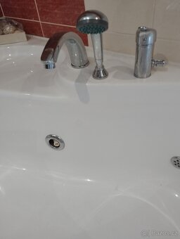 Hydromasážní vana - 6