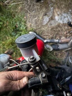 Podvozek na Honda VTR 1000F Firestorm - 6