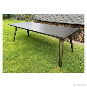 Dřevěný jídelní stůl – City 230 cm - kovové nohy - 6