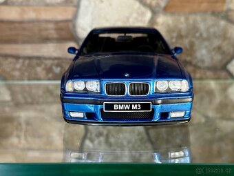BMW E36 M3 sedan - 6