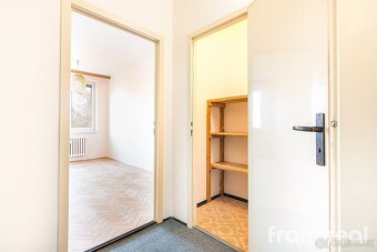 Pronájem bytu 2+kk 45 m², Brno - Bohunice, ev.č. 01967 - 6