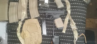 Airsoftová výbava. - 6