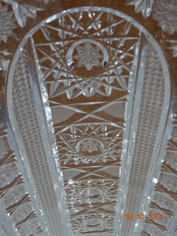 BROUŠENÁ KŘIŠŤÁLOVÁ VÁZA - 6