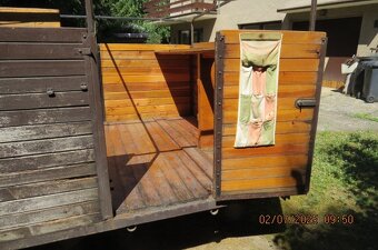 Obytný vozík vlastní výroby. - 6