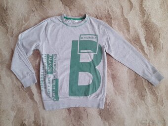 Trička+mikiny vel. 134-140 - 6