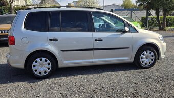 VOLKSWAGEN TOURAN 1.2TSI TRENDLINE 7MÍSTNÝ - 6