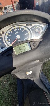 Yamaha x max 125 bez investic - 6