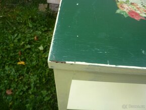 Stolek - masiv 75 x 50 cm, výška 60 cm - 6