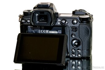 Nikon Z6II pouze 18 tis expozic + 64GB TOP STAV - 6