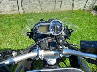 Triumph Tiger 800 - 6