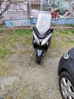 Suzuki Burgman 400 - 6