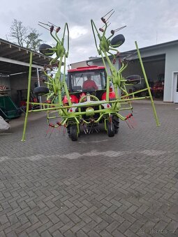 Obraceč píce Claas Volto 640 H - 6