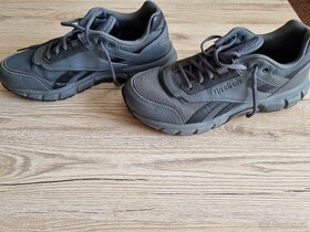 REEBOK - 6