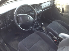 Opel Vectra B Combi 1,6 16V 74kW Ecotec 1999 - díly - 6