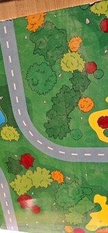 Stolek na drevene vlacky - 6