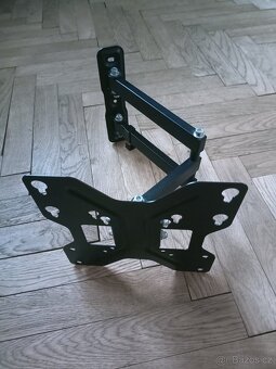 Televize 32" LG včetně nebo bez držáku na stěnu - 6