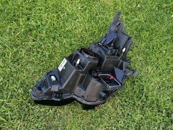 Přední pravé světlo Renault Megane MK.IV - 6