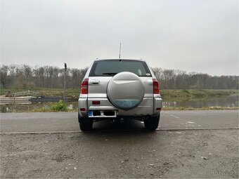 TOYOTA Rav4 2.0 D4D 4x4 plně funkční - 6