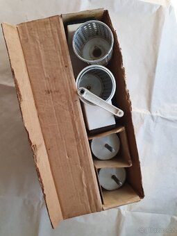 Ruční kráječ a univerzální strouhač - 6