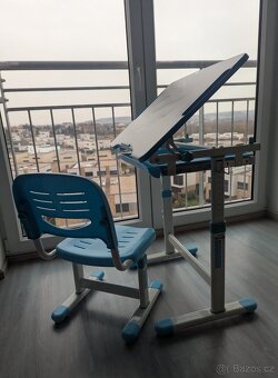 ZÁNOVNÍ  Ergonomický dětský stůl se židlí - 6