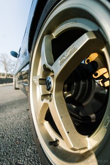 BMW E36 318is coupe - 6