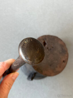 Starožitný litinový hmoždíř 11 cm s tloukem, 2.2kg - 6