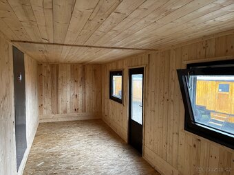 Maringotka délka 7.20 x 2.50 m.Po renovaci - 6