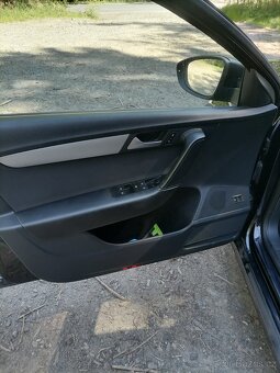 Volkswagen Passat B7 4motion 2.0tdi - 6