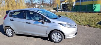 Prodám Ford Fiesta 1.4TDCi 50Kw r.v.2009 najeto 138tis. - 6