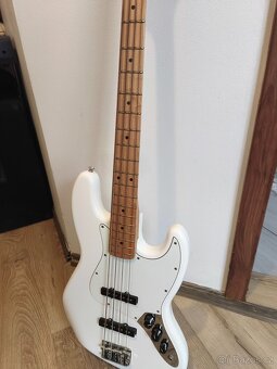Fender baskytara - 6