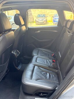 Prodám Audi Q5 3.2 benzín automat - 6