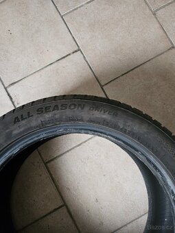 Pneu 245/45R19 - 6