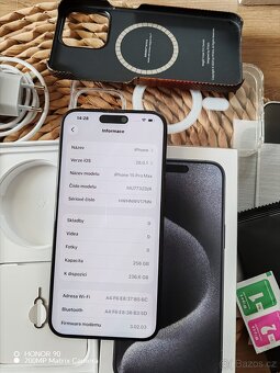 iPhone 15 Pro Max 256GB Black Titanium ZAMLUVENO - 6