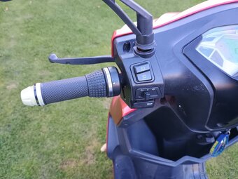 Elektroskútr Lima JF-S 1800W - 6