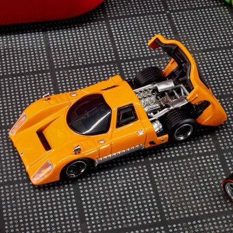 Hot Wheels Elite 64 McLaren M6GT - 6