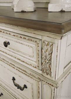 Luxusní ložnice ve stylu vintage - 6