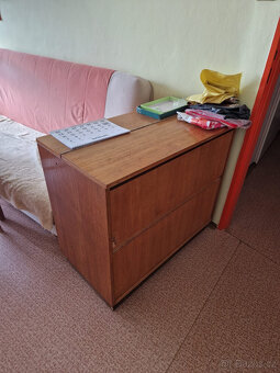 Obývací stěna a další nábytek - 6