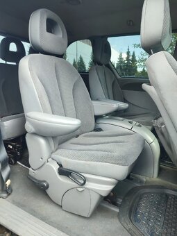 Chrysler Grand Voyager 2.8LCRD - 6