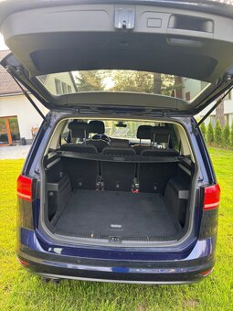 Volkswagen Touran 2.0 TDI 110 kW - Tažné - Navi - Full LED - 6