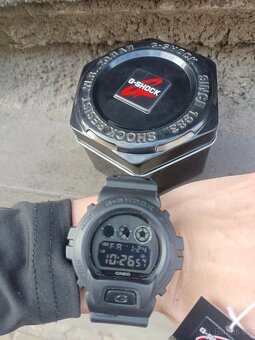 Hodinky Casio G-Shock DW 6900BB-1DR,originál krabička,štítek - 6