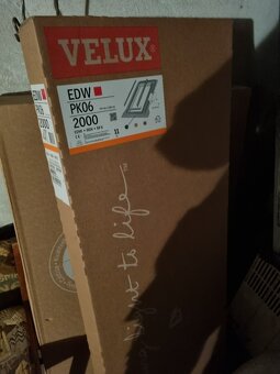 nove Velux okno GLL 1061 PK06 a 2Ks starší okna 1ks NOVÉ - 6