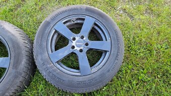 Prodam kompletní zimní sadu kol 215/65R17 - 7Jx17 - 6