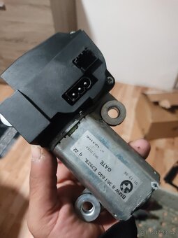 Náhradní díly na bmw e39 - 6
