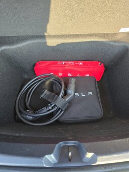 Tesla model 3 standart range plus - 6