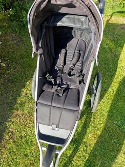 Sportovní kočárek Thule Glide 2 Jet Black 2021 - 6