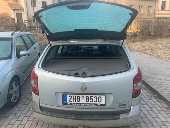 Renault Laguna 2 - 6
