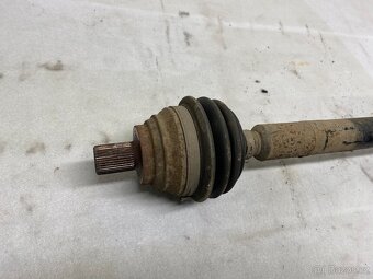 VW GOLF 5 1.9TDI 77KW 2003-2008 - POLOOSY 5Q MANUÁL - 6