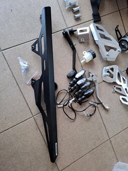 Triumph Tiger 800 XC - 6
