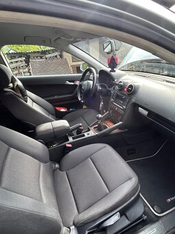 Audi A3 8P 2.0 FSI 2003 - 6