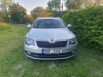 Škoda Superb combi 2,0 TDi DSG TOP VÝBAVA - 6